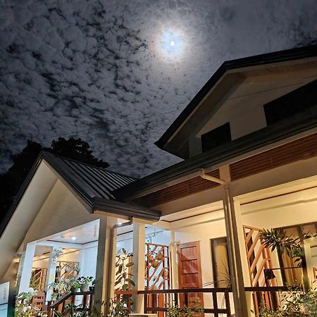 Bella Vita Guest House Coron Zewnętrze zdjęcie