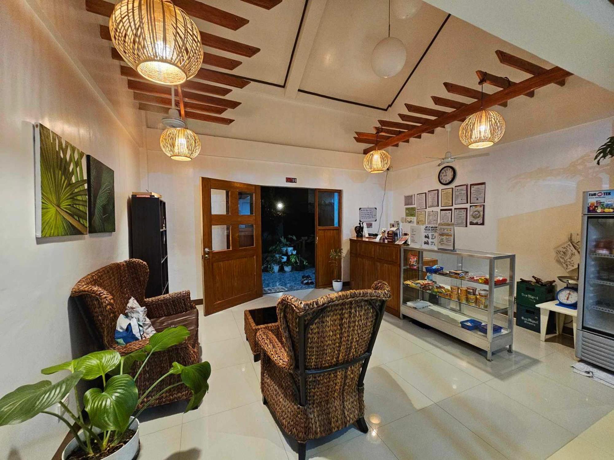 Bella Vita Guest House Coron Zewnętrze zdjęcie