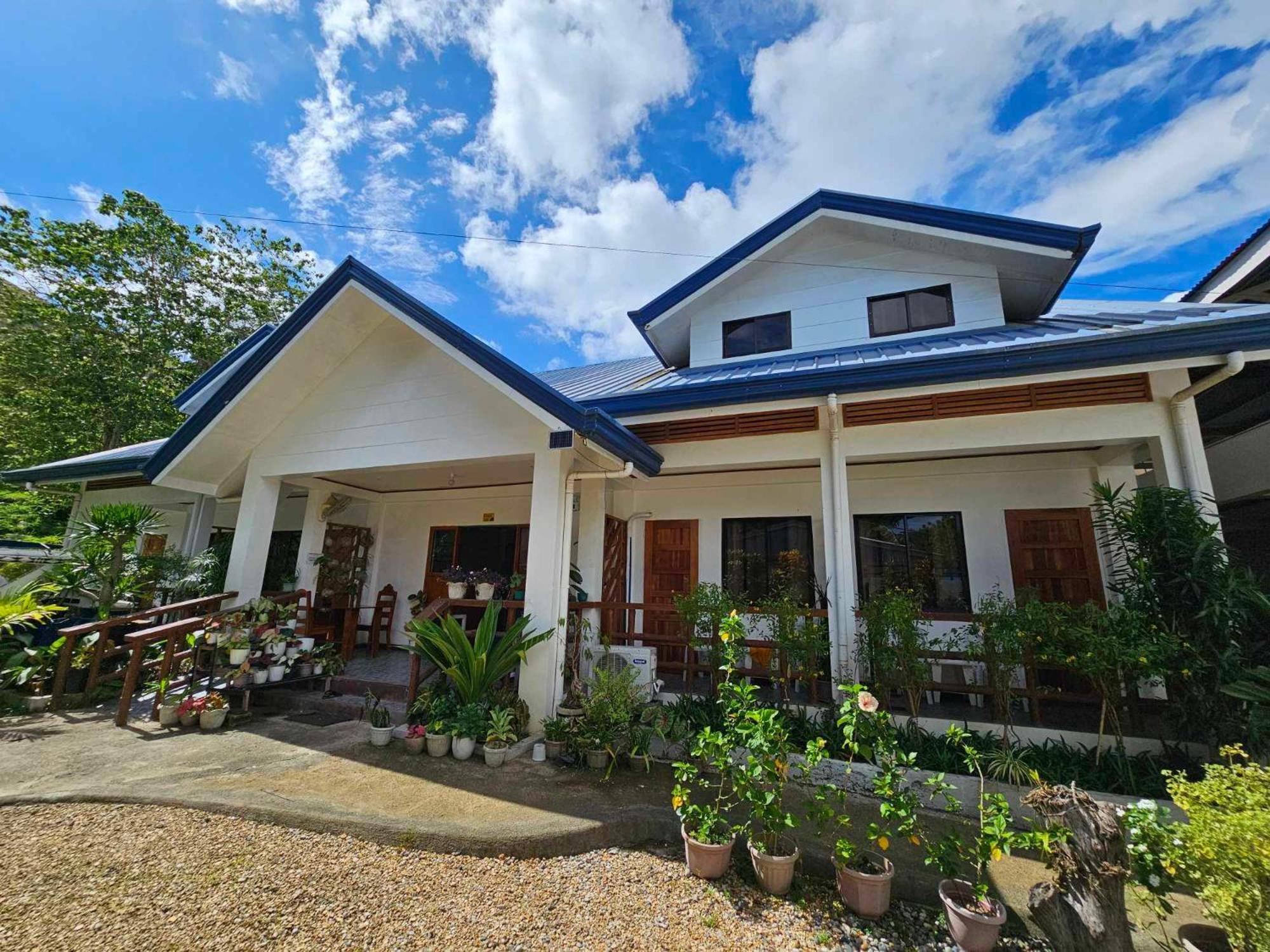 Bella Vita Guest House Coron Zewnętrze zdjęcie